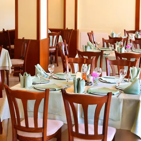 Hotel кипарис, Vratsa