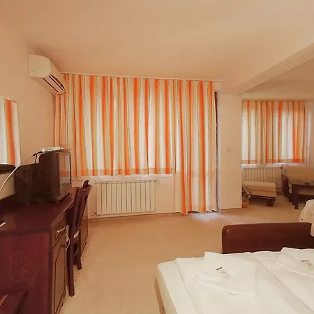 кипарис, 3* Vratsa
