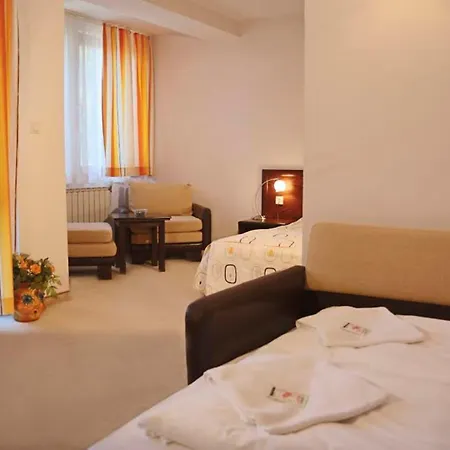 Hotel кипарис, 3*