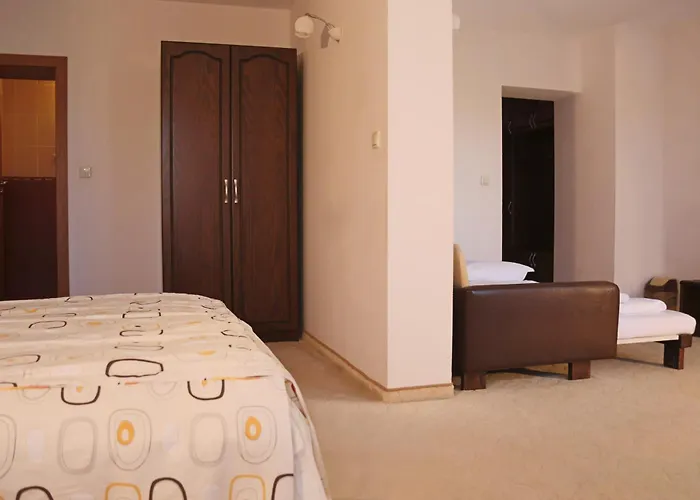 Хотел кипарис, 3*