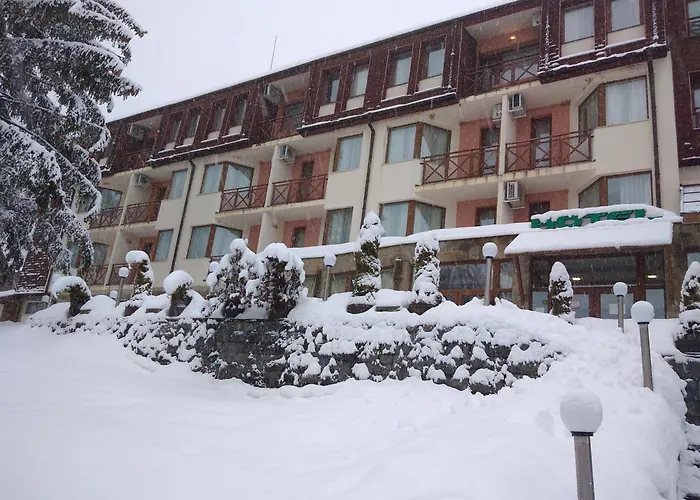 Хотел кипарис, 3*